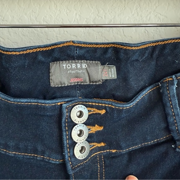 Torrid Jeans Women’s 24T Super Soft Jegging Blue Stretch Cotton Denim Plus Size - Picture 8 of 13